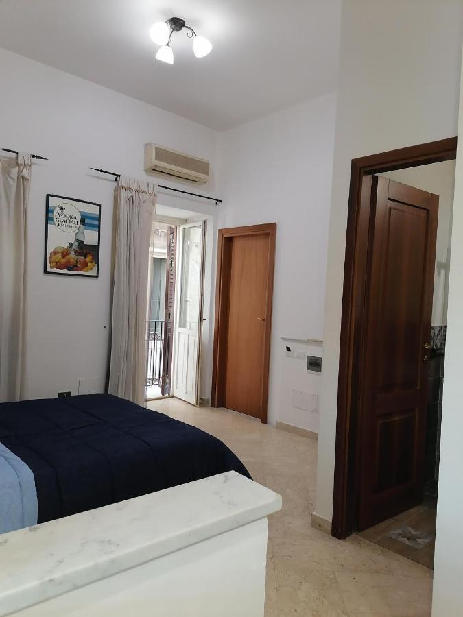 A Due Passi Appartament Hotel Palermo Exterior photo